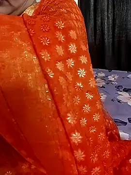 Snapshot of kaamuk_shweta chatting on 04.30.26 kaamuk shweta online show from 04.30.26