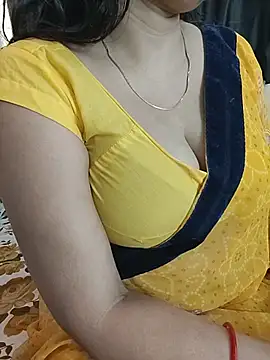 Snapshot of kaamuk_shweta chatting on 05.07.26 kaamuk shweta online show from 05.07.26