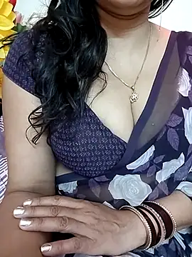Snapshot of kaamuk_shweta chatting on 05.24.26 kaamuk shweta online show from 05.24.26