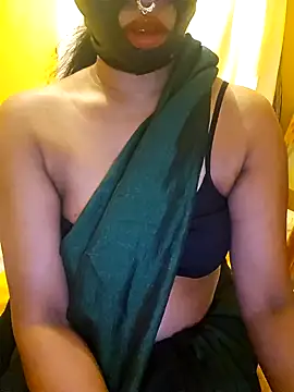 Snapshot of yourdirtyslut69 chatting on 12.15.24 yourdirtyslut69 online show from 12.15.24