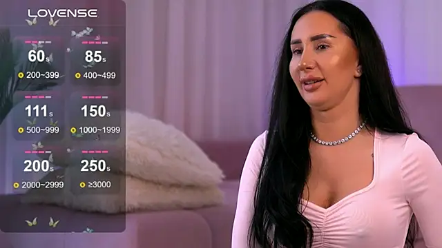 Snapshot of AnaRhodes chatting on 10.20.25 AnaRhodes online show from 10.20.25