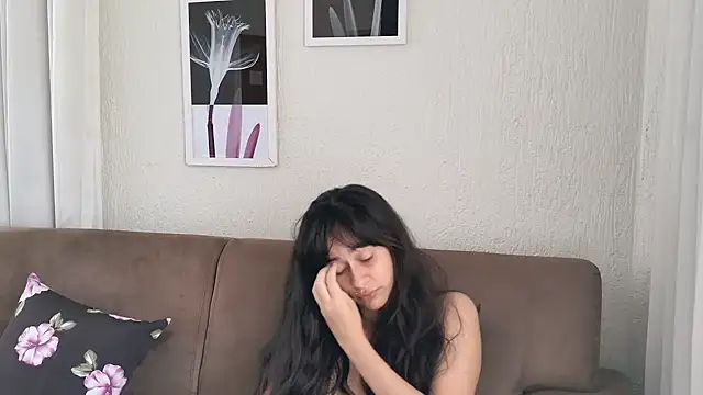 Snapshot of Blue_butterfly chatting on 01.09.25 Blue butterfly online show from 01.09.25