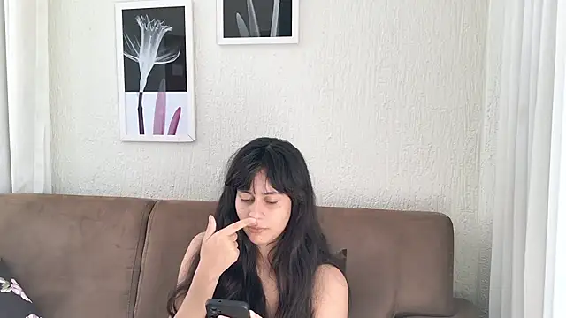 Snapshot of Blue_butterfly chatting on 01.09.25 Blue butterfly online show from 01.09.25