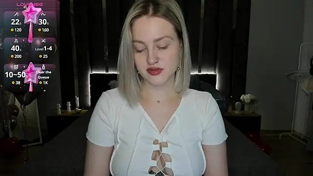 Snapshot of _Sarah_Soul_ chatting on 02.20.25 Sarah Soul online show from 02.20.25