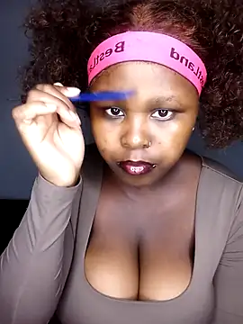 Dark Berry 26 online show from 12.15.25