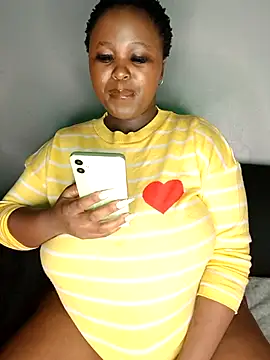 Dark Berry 26 online show from 04.19.26