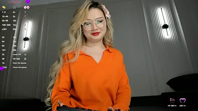 Xiao Mei  online show from 01.26.25