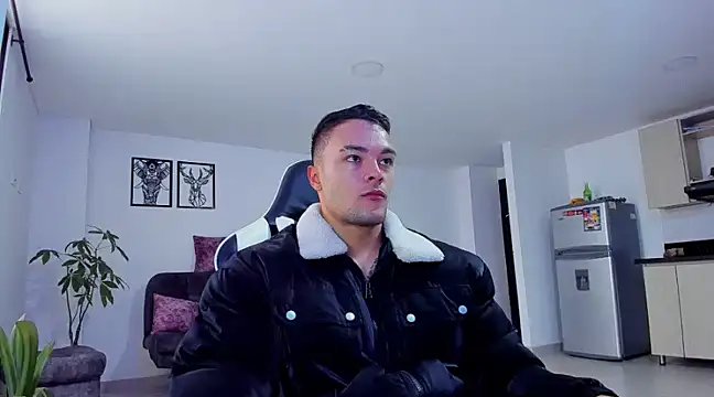 alexander collin02 online show from 01.08.25