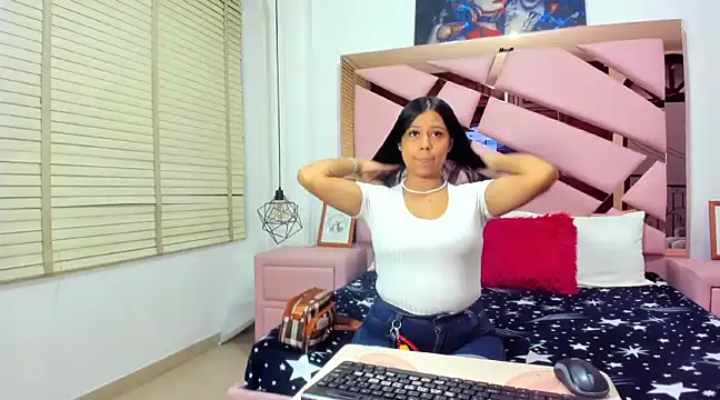 Snapshot of FerANDviki chatting on 01.21.25 FerANDviki online show from 01.21.25