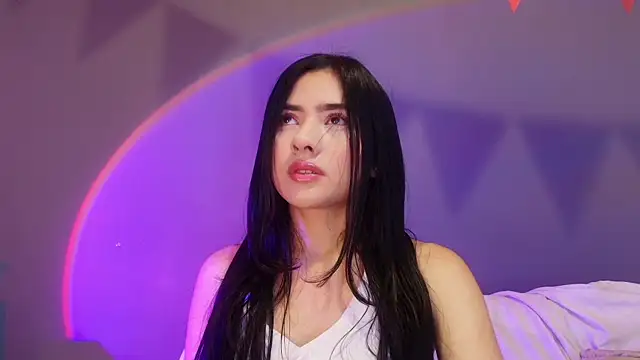 Snapshot of adara_johnson__ chatting on 06.19.26 adara johnson online show from 06.19.26