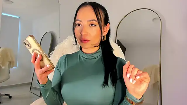 Snapshot of alexa_tobar chatting on 07.10.26 alexa tobar online show from 07.10.26