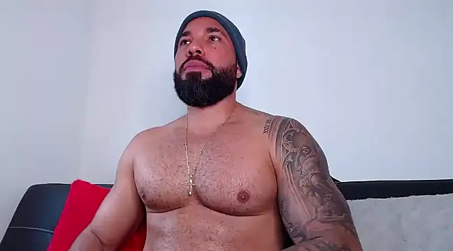 Snapshot of roman_muscle chatting on 12.10.24 roman muscle online show from 12.10.24