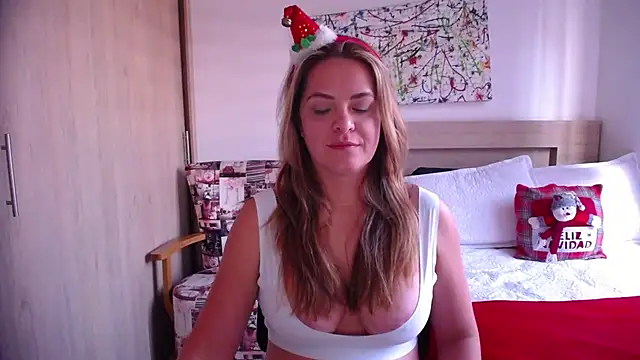 ParisW online show from 12.23.24