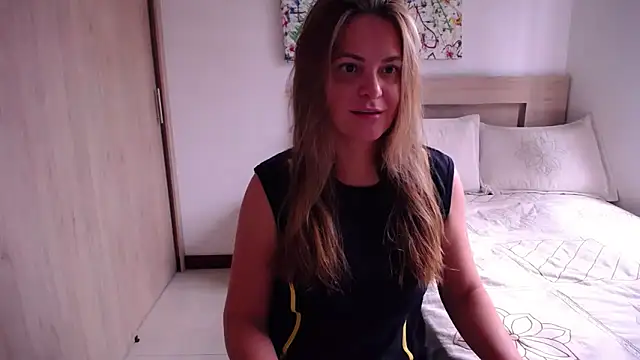 ParisW online show from 03.21.25