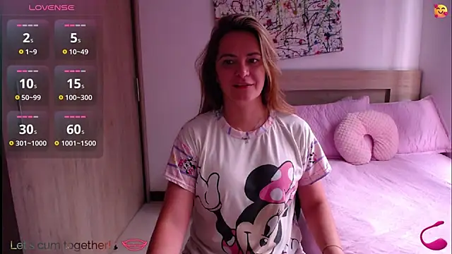 ParisW online show from 09.22.25