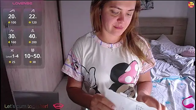 ParisW online show from 09.30.25