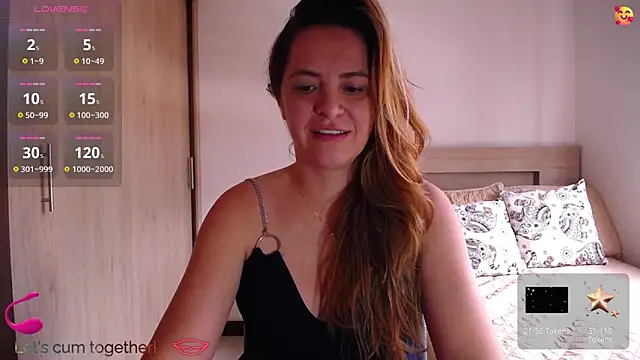 ParisW online show from 05.25.26