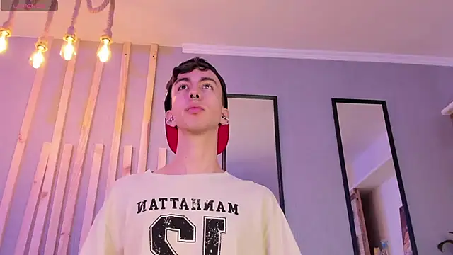 Snapshot of BrahmBelial_ chatting on 03.05.25 BrahmBelial online show from 03.05.25