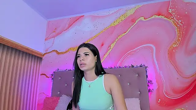 Daisy  rose online show from 02.21.25