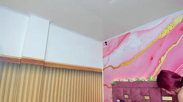 Daisy  rose online show from 02.24.26