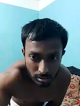 HunkyAriyan online show from 12.28.24