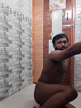 HunkyAriyan online show from 09.10.25