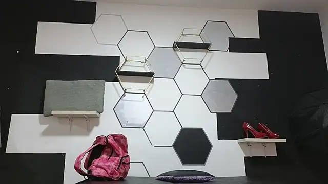 alondrabigtits online show from 09.14.25