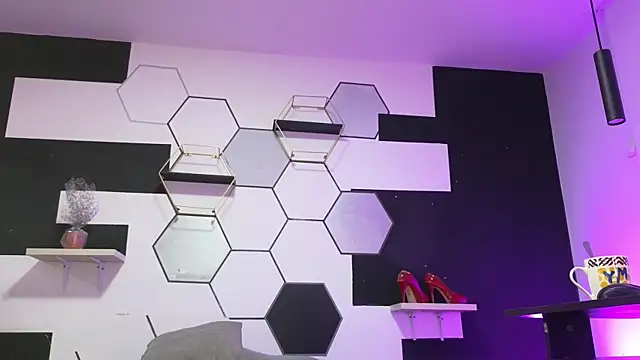 alondrabigtits online show from 09.22.25