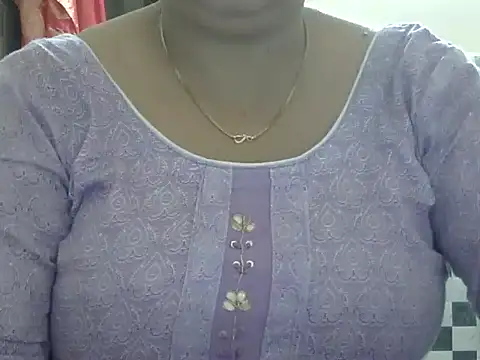 Snapshot of bhabhi_jaan11 chatting on 09.12.25 bhabhi jaan11 online show from 09.12.25