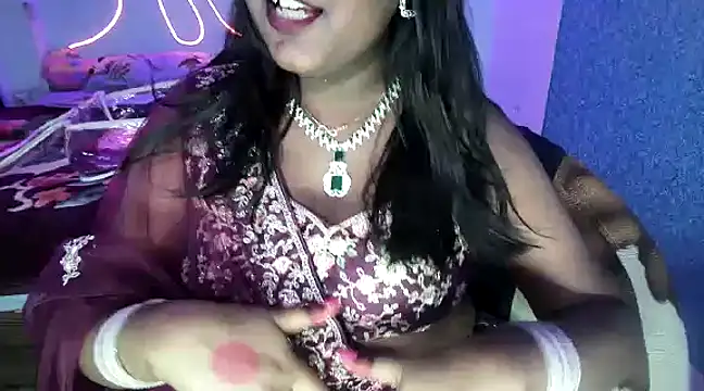 Snapshot of expression_queen chatting on 12.11.24 expression queen online show from 12.11.24