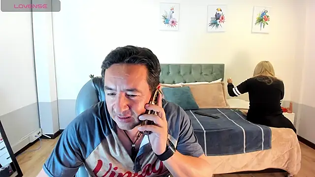 Sam and molly  online show from 02.02.25