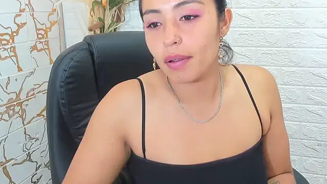 Snapshot of Aisha_09 chatting on 01.03.25 Aisha 09 online show from 01.03.25