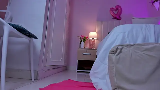 Snapshot of _bianca_18 chatting on 03.08.25 bianca 18 online show from 03.08.25