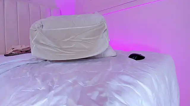 Snapshot of _bianca_18 chatting on 03.09.25 bianca 18 online show from 03.09.25