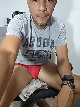 Snapshot of latinmartin73 chatting on 06.07.26 latinmartin73 online show from 06.07.26