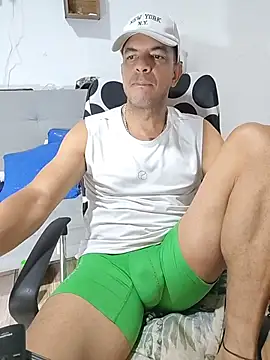 Snapshot of latinmartin73 chatting on 07.24.26 latinmartin73 online show from 07.24.26