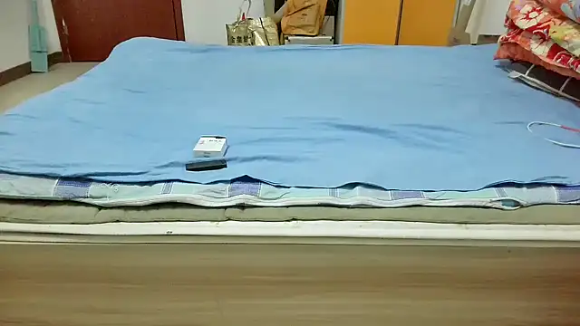 huzi518 online show from 10.22.25