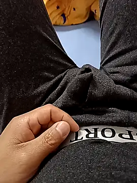 huzi518 online show from 04.01.26