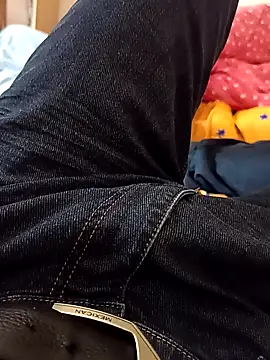 huzi518 online show from 04.12.26