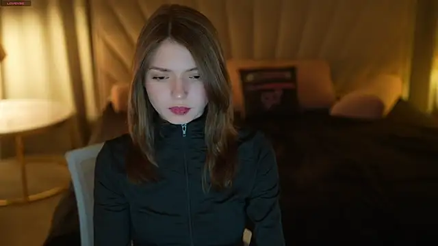 Michelle 054 online show from 12.15.25