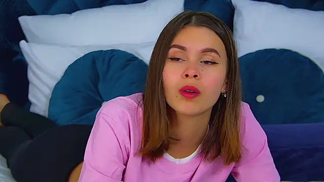 PollyLanders online show from 09.15.25