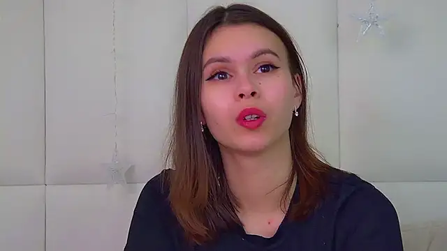 PollyLanders online show from 12.15.25