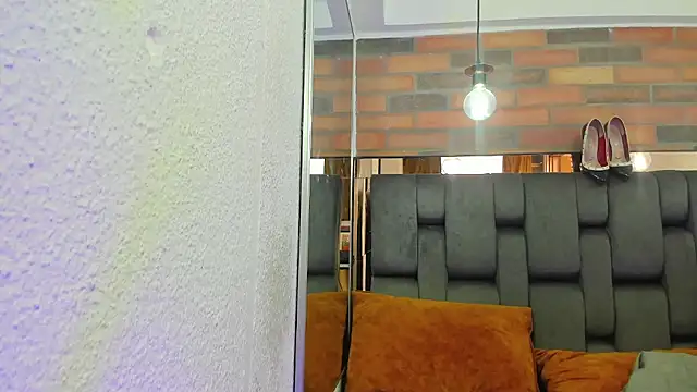 JESSYCORTES online show from 09.15.25