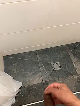 Lucascacaca online show from 01.01.25