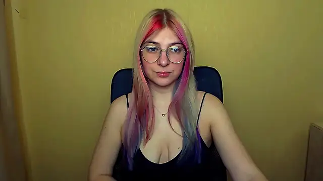 Luna Lush  online show from 03.20.25