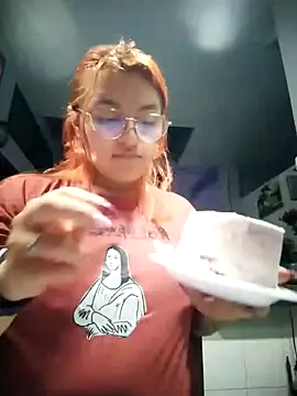 SophiaWeestt99 online show from 02.14.25