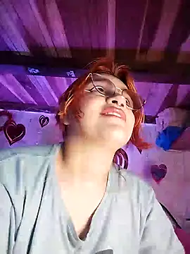 SophiaWeestt99 online show from 02.19.25