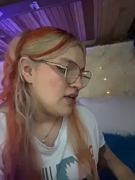 SophiaWeestt99 online show from 10.23.25