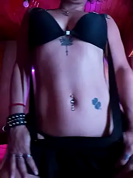 Snapshot of mariposapontiak420 chatting on 02.18.25 mariposapontiak420 online show from 02.18.25