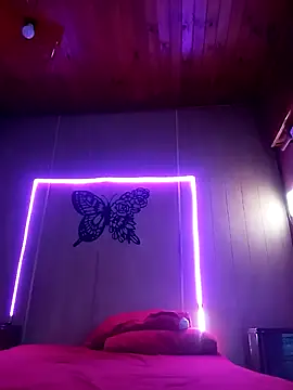 Snapshot of mariposapontiak420 chatting on 03.19.25 mariposapontiak420 online show from 03.19.25